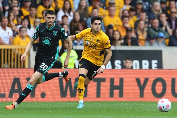 德赫亚发文求推荐好看的动漫，有球迷回复称曼联的比赛